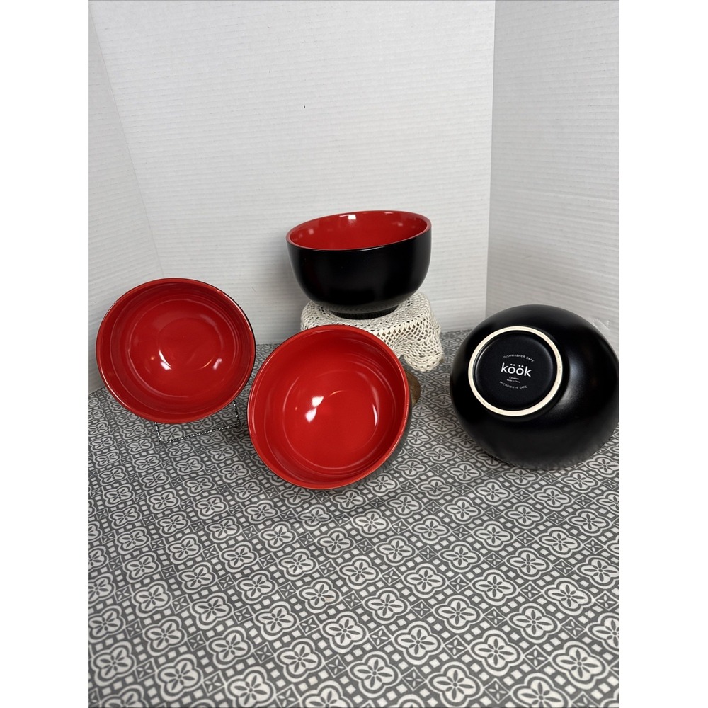 Kook Japanese Large Noodle Ramen Bowls 6 1/4" Ceramic Red & Black Set Of 4.